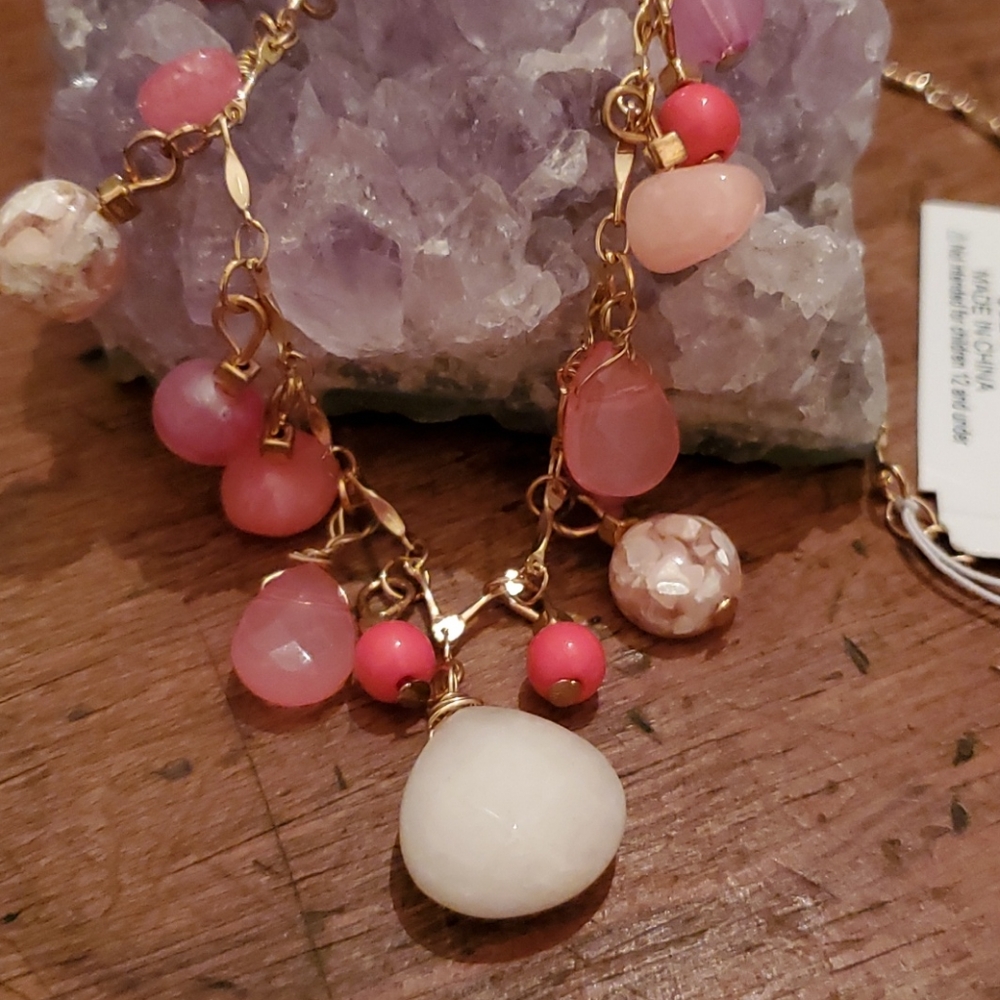 Erica Lyons NWT Goldtone Beaded Necklace